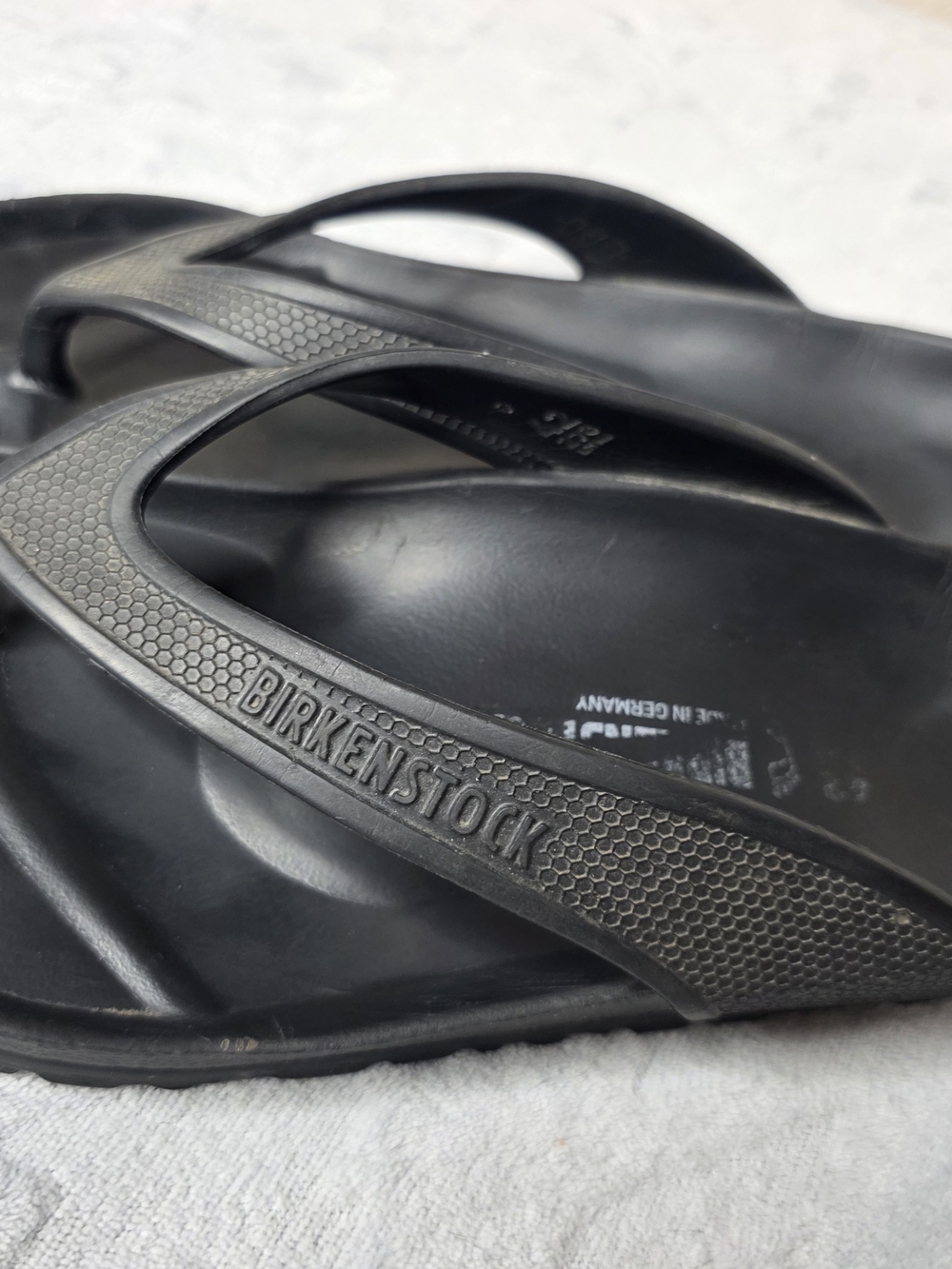 Birkenstock Men’s Black EVA Thong Sandals - Picture 3 of 6